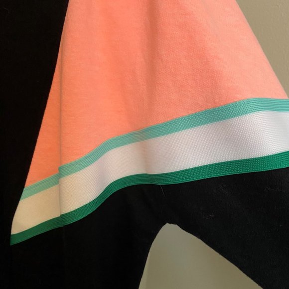 Vintage Style Zip-up Sweater - Picture 5 of 5